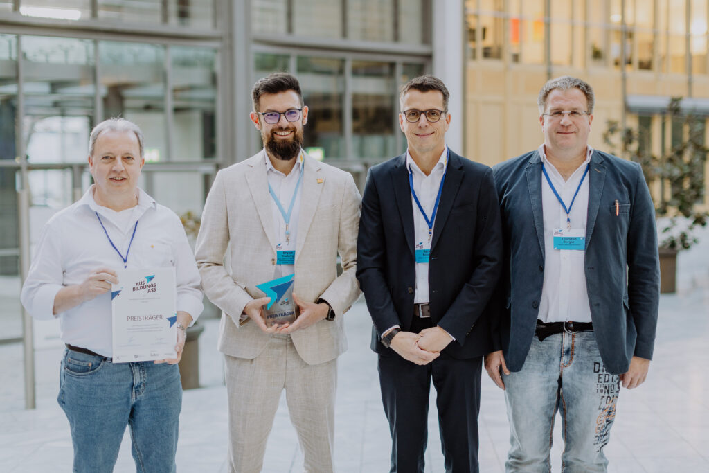 Ausbildung-Ass 2025_Elektroinnung Westeifel und Innung für Elektro- und Informationstechnische Handwe_©WJDLukas Schramm